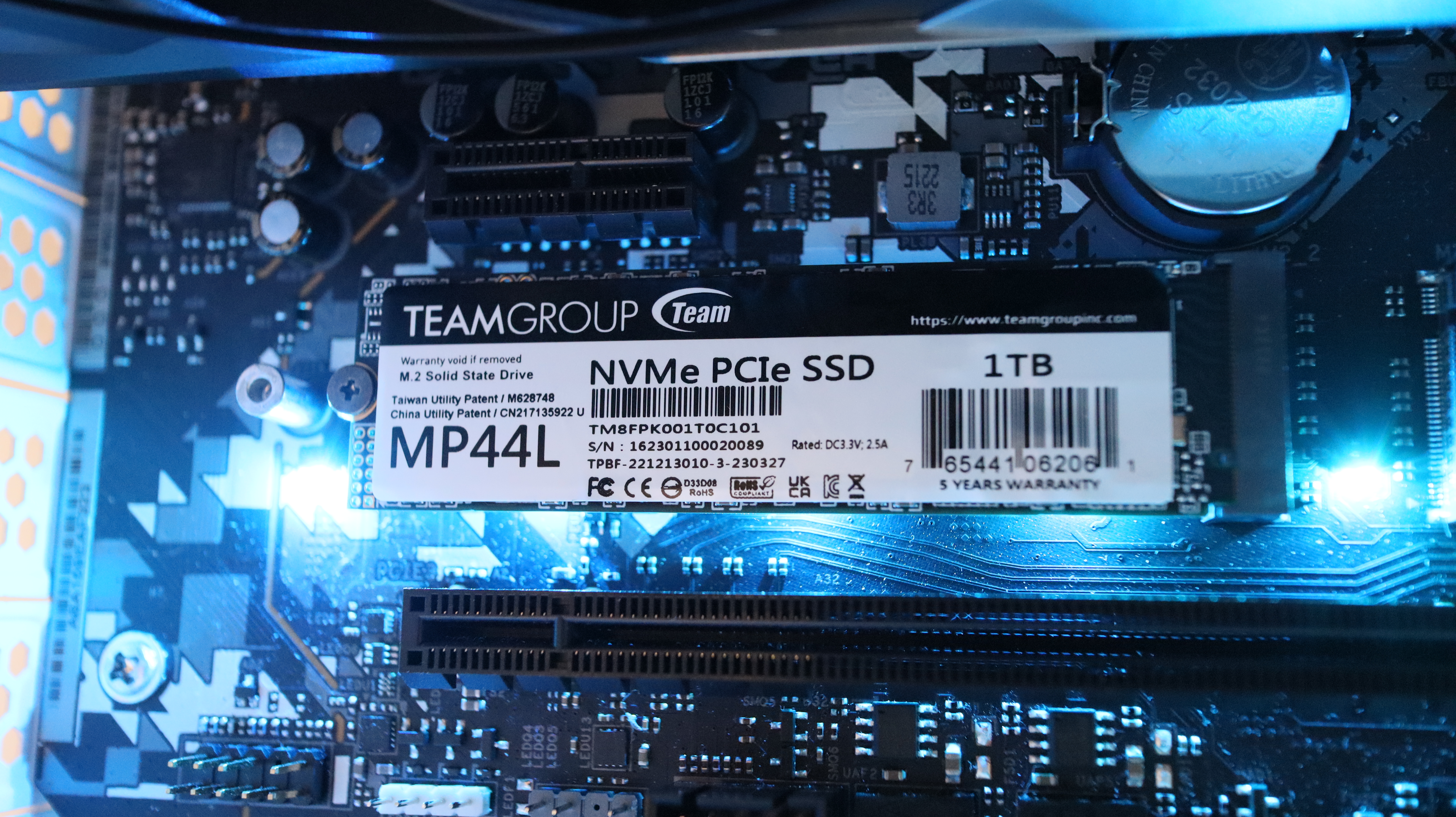 [갓성비] TeamGroup MP44L M.2 NVMe 서린 (1TB) SSD 리뷰